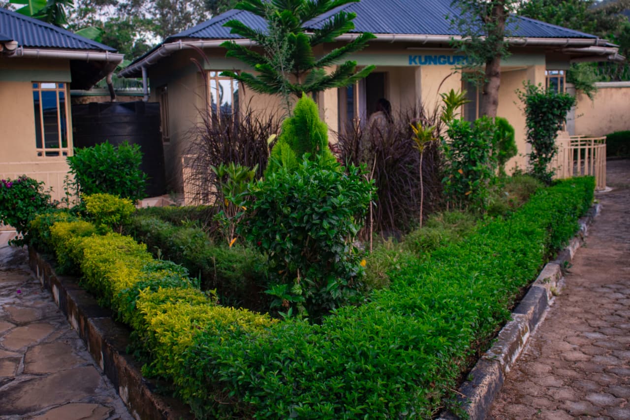 Cottage Kunguru Garden View